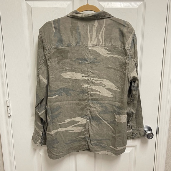 Rails Everett Camo Button Down - Picture 6 of 11
